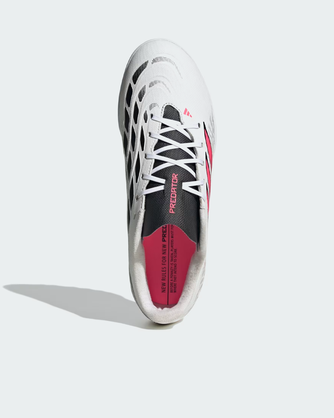 Guayos Adidas Predator Club Unisex