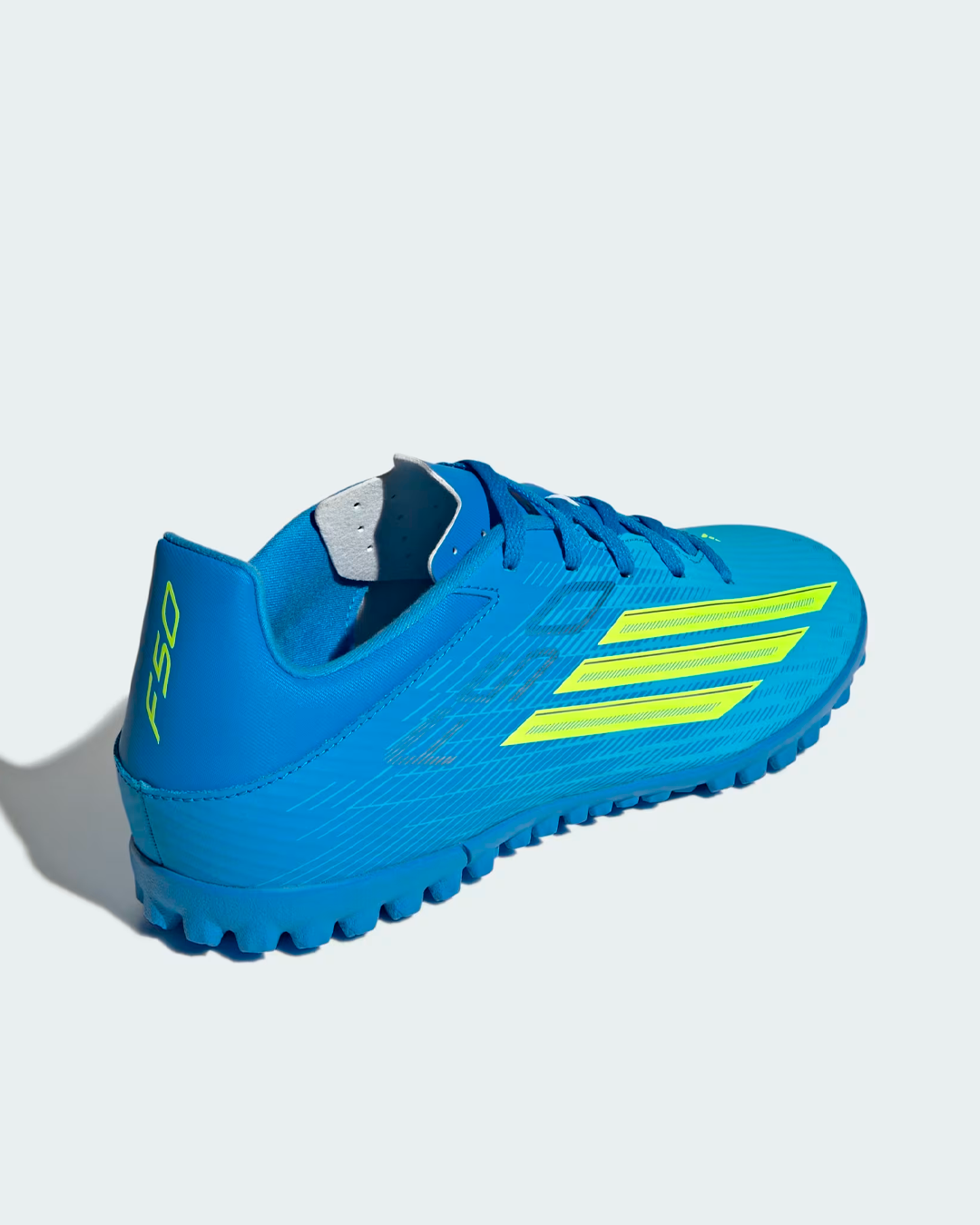 Guayos Adidas TF F50 Club Hombre